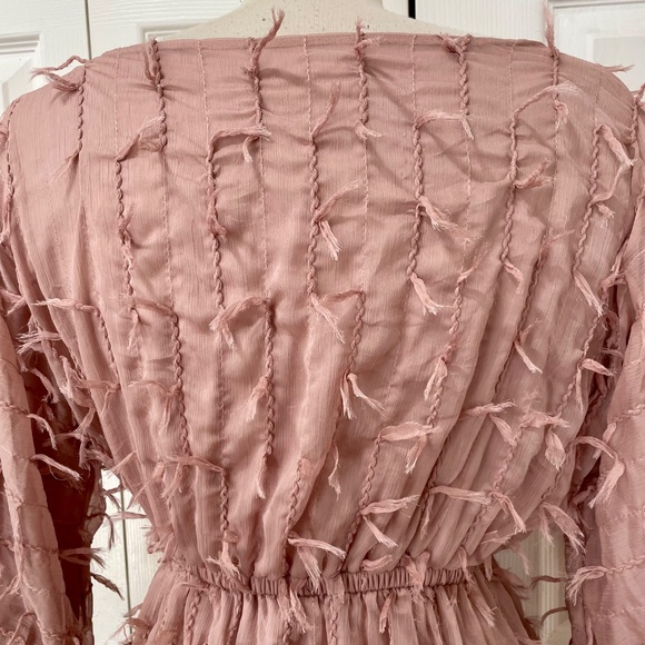 Blu Pepper Textured Pink Mini Dress with Ballon Sleeves and Elastic Waist - Picture 4 of 10